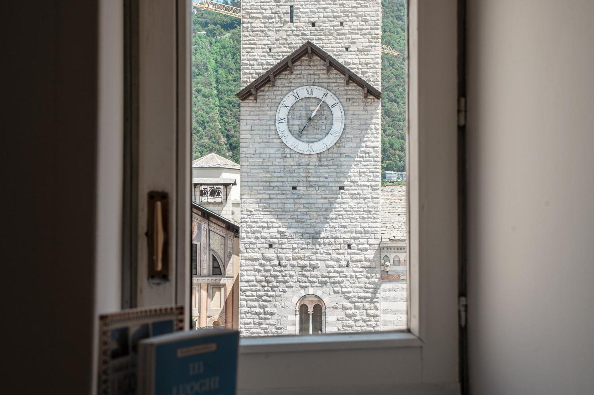 Joivy Al Duomo Guest House Como Bagian luar foto